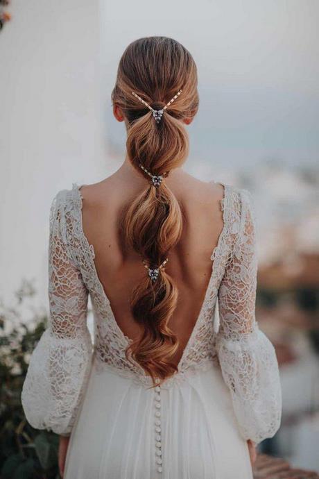 Acconciature sposa particolari 2021