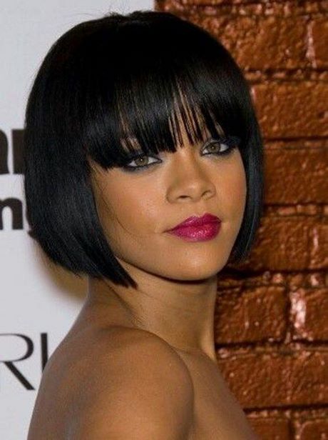 Taglio capelli rihanna 2021