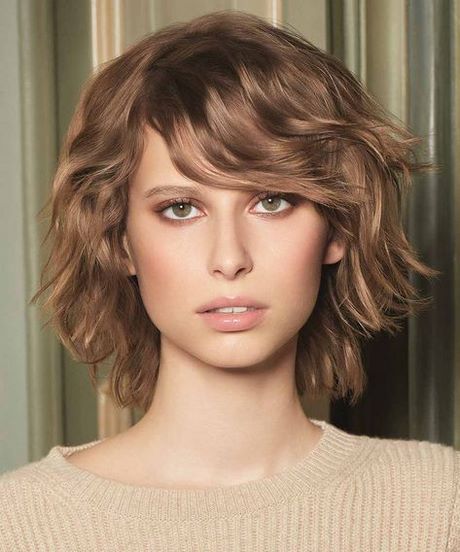 Tendenze capelli corti autunno inverno 2022