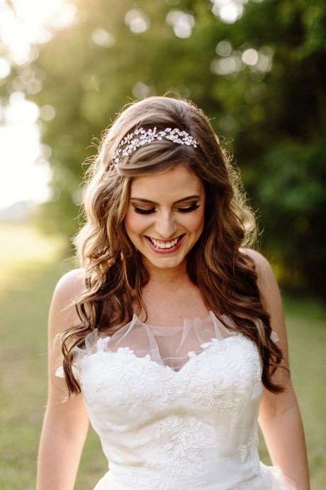 Acconciature sposa con capelli corti