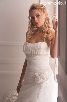 Capelli sposa semi raccolti