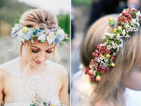 Fiori nei capelli sposa