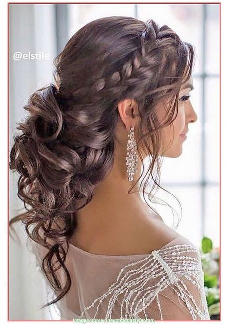 Acconciatura sposa 2020 capelli medi