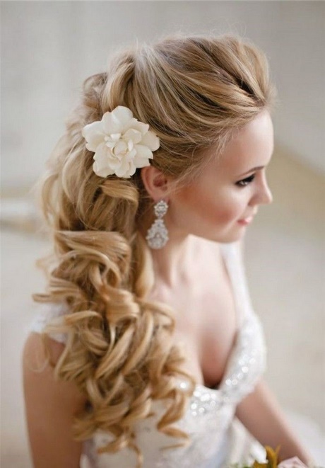 Modelli capelli sposa