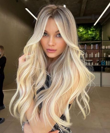 Colore capelli 2022 tendenze