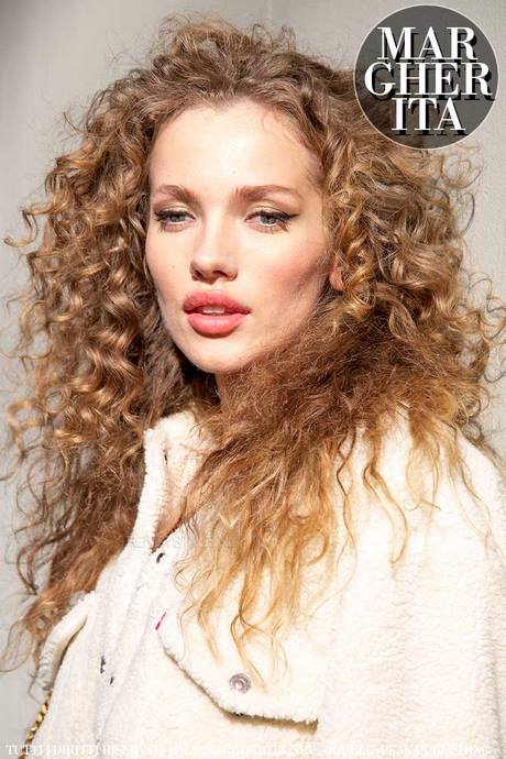 Capelli ricci inverno 2021