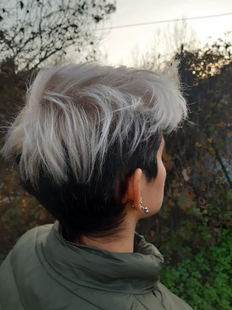 Capelli taglio corto 2021