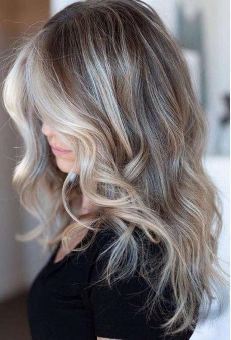 Tendenza capelli 2021 colore