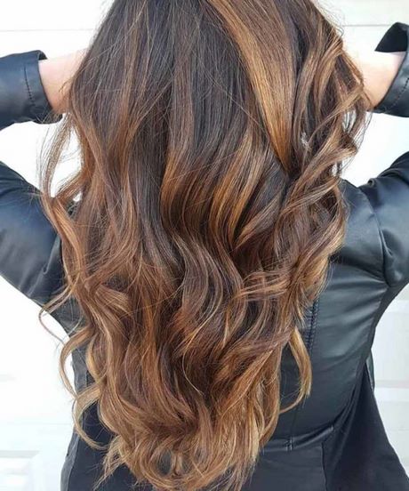 Tendenze capelli corti inverno 2021