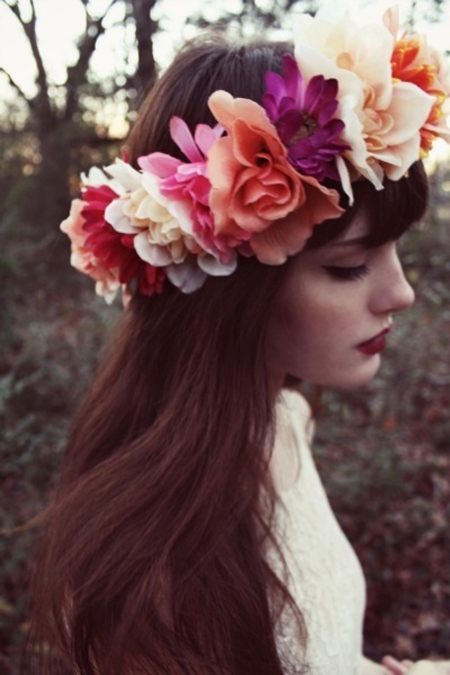 Ghirlanda di fiori per capelli
