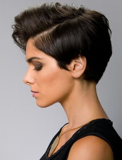 Capelli corti taglio femminile