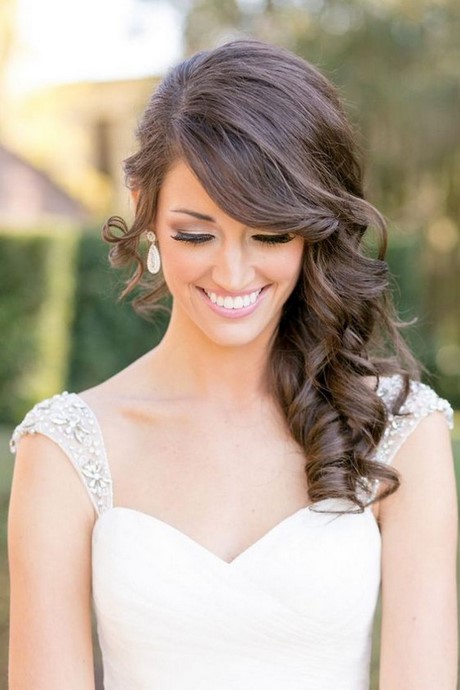 Sposa capelli semiraccolti