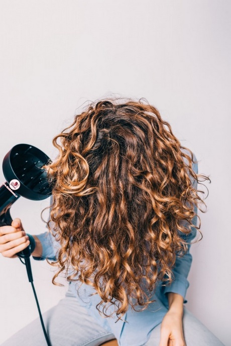 Foto con capelli ricci