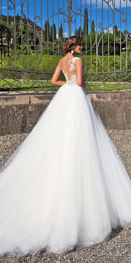 Acconciature sposa 2023 tendenze