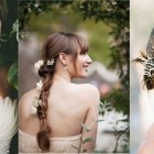 Acconciature sposa capelli sciolti con fiori